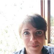 Insegnante di diritto ed economia laureata magistrale in giurisprudenza impartisce lezioni individuali o collettive di diritto, vari settori